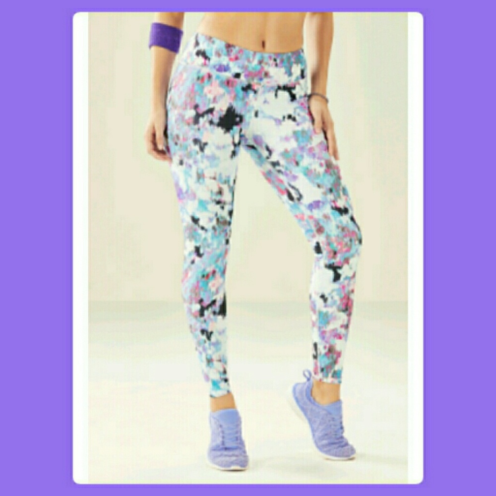 FABLETICS SALAR LEGGING-SHORT